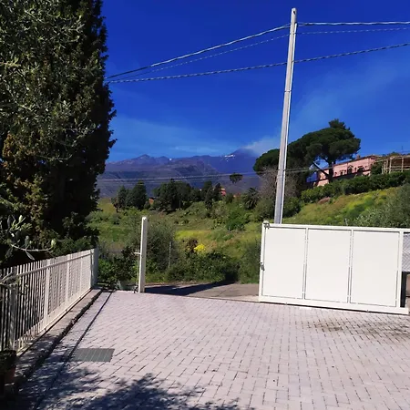 Tenuta Petronilla * Santa Venerina